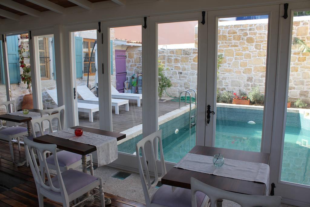 Eski Tas Hotel Cesme Exterior foto